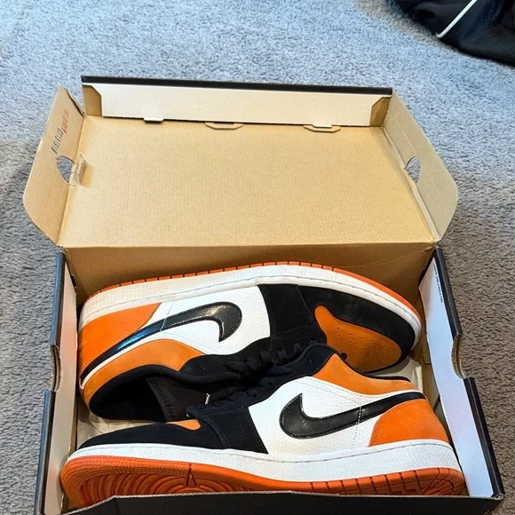 Jordan 1 Low Mens shattered backboards size 13
